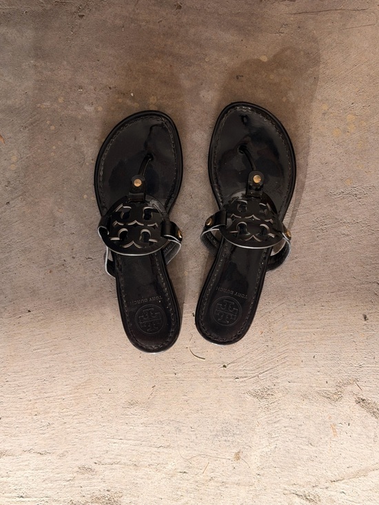 Tory Burch Shoes - Tory Burch Black Patent Miller Thong Sandals with Logo Medallion